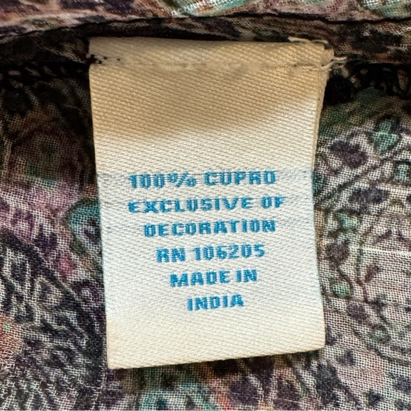 Sundance Bohemian Paisley Embroidered Cupro Blouse Ruffle Keyhole Back Size M - Picture 7 of 8